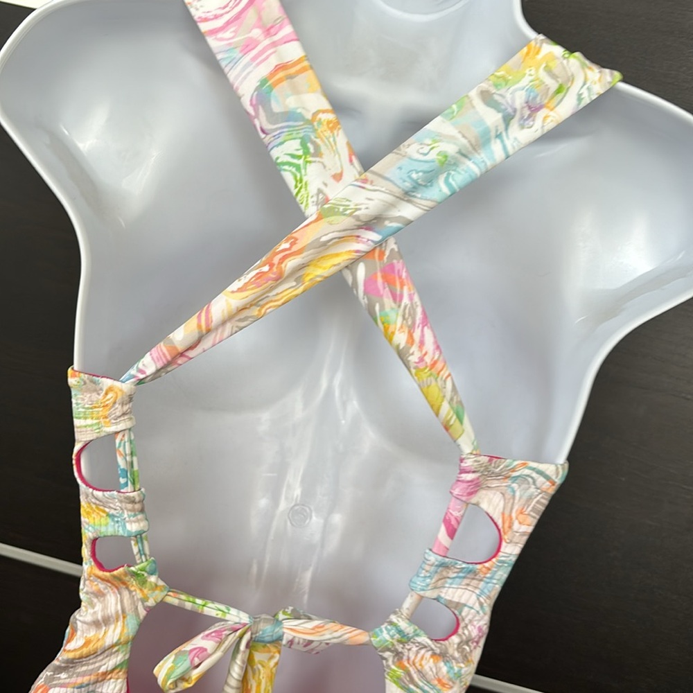 NWOT - Becca Hot Springs Floral Deep Plunge One Piece Swimsuit - Picture 8 of 14